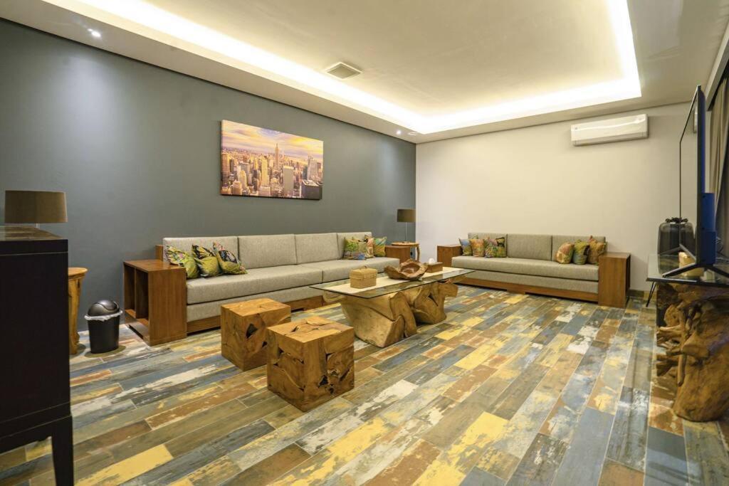 Grand Villa Uluwatu Унгасан Экстерьер фото