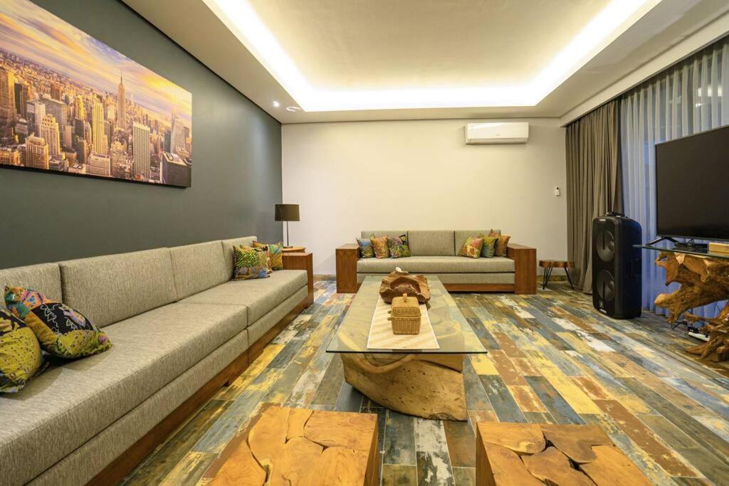 Grand Villa Uluwatu Унгасан Экстерьер фото